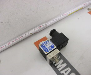 Реле давления
PMC10
Druckschalter 0,5 - 10bar (100bar) Wechsler - AG-1
PMC10
Druckschalter (Membran) - Wechsler inkl. Würfelstecker
Verstellung Schaltpunkt: im Körper unter der Verschlussschraube
Einstellbereich: 0,5 - 10bar
Anschlussgewinde: G1/8